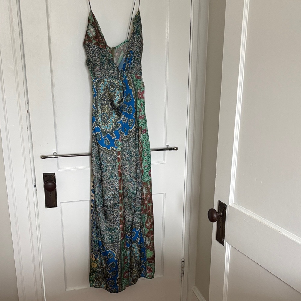 Elegant Multicolor Paisley Jumper